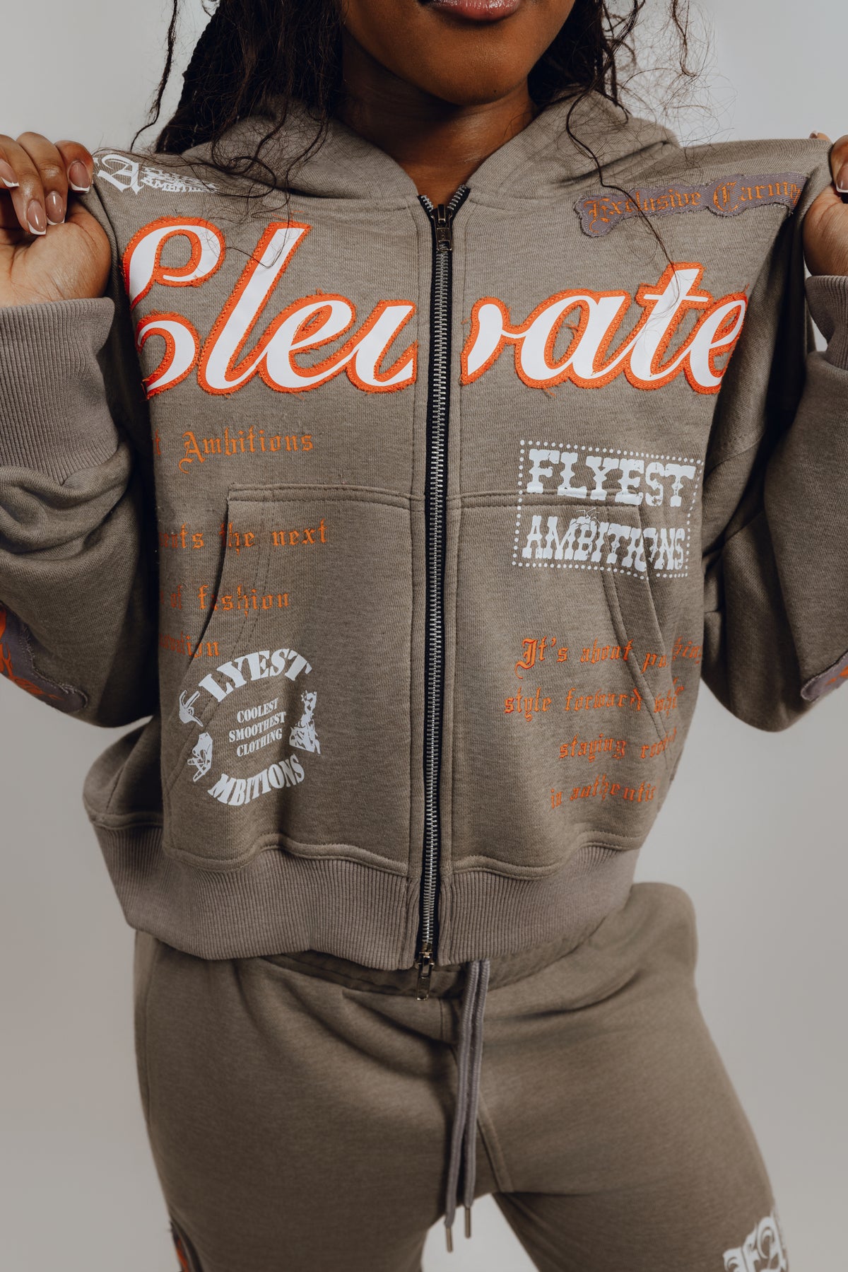 Elevate Sweatsuit Cool Grey