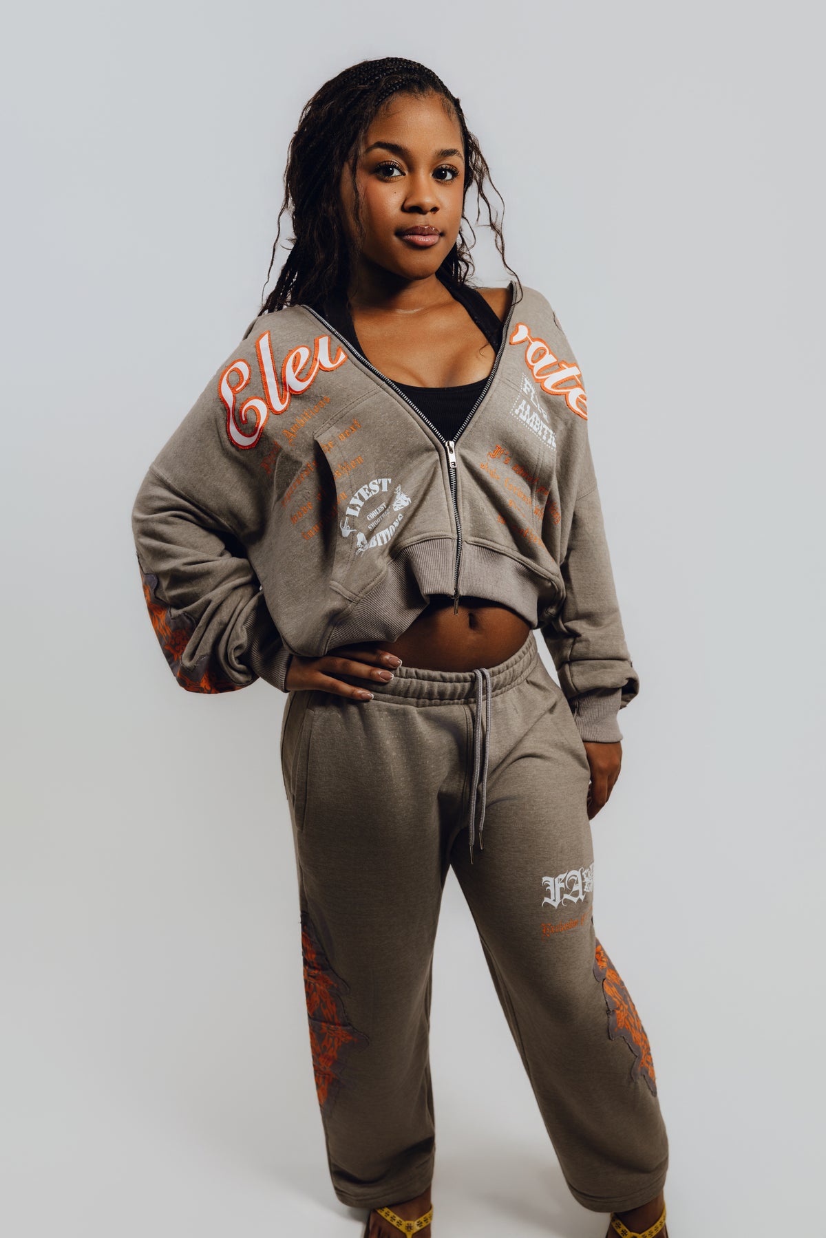 Elevate Sweatsuit Cool Grey